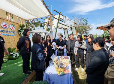 🐬ร่วมกิจกรรมและเป็นพิธีกรบูธกิจกรรม กระทรวงเกษตรและสหกรณ์ ... พารามิเตอร์รูปภาพ 10