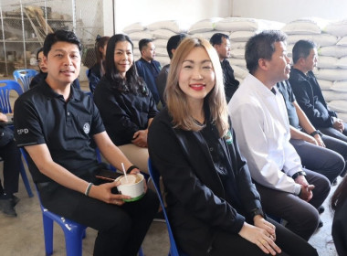 นายนิรันดร์ มูลธิดา อธิบดีกรมส่งเสริมสหกรณ์ พร้อมด้วย ... พารามิเตอร์รูปภาพ 8