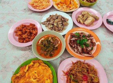 🍰ร่วมรับประทานอาหารและแลกเปลี่ยนของขวัญปีใหม่ ... พารามิเตอร์รูปภาพ 5