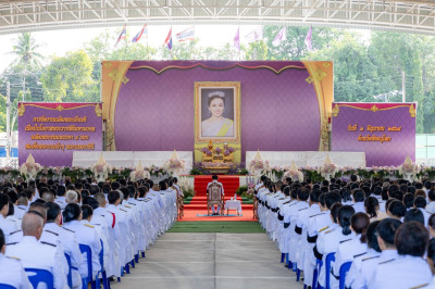 ✨💜พิธีทำบุญตักบาตรพระสงฆ์และสามเณร กิจกรรมเฉลิมพระเกียรติ ... พารามิเตอร์รูปภาพ 1