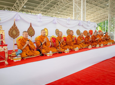 ✨💜พิธีทำบุญตักบาตรพระสงฆ์และสามเณร กิจกรรมเฉลิมพระเกียรติ ... พารามิเตอร์รูปภาพ 4