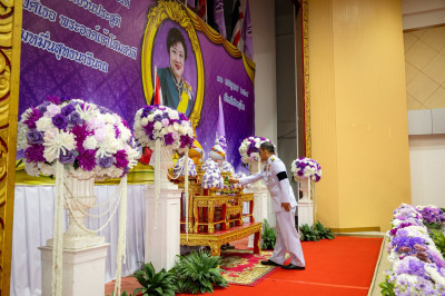 ร่วมพิธีเจริญพระพุทธมนต์และตักบาตรถวายพระกุศล ... พารามิเตอร์รูปภาพ 1