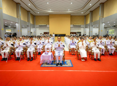 ร่วมพิธีเจริญพระพุทธมนต์และตักบาตรถวายพระกุศล ... พารามิเตอร์รูปภาพ 4