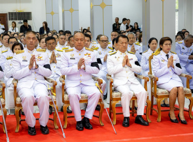 ร่วมพิธีเจริญพระพุทธมนต์และตักบาตรถวายพระกุศล ... พารามิเตอร์รูปภาพ 8