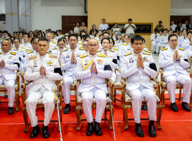 ร่วมพิธีเจริญพระพุทธมนต์และตักบาตรถวายพระกุศล ... พารามิเตอร์รูปภาพ 7
