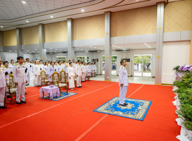 ร่วมพิธีเจริญพระพุทธมนต์และตักบาตรถวายพระกุศล ... พารามิเตอร์รูปภาพ 5
