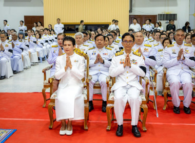 ร่วมพิธีเจริญพระพุทธมนต์และตักบาตรถวายพระกุศล ... พารามิเตอร์รูปภาพ 9