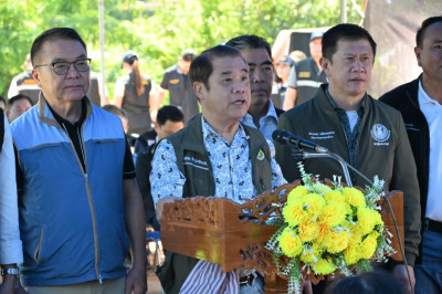 🍯ศูนย์ฯ11 ร่วมลงพื้นที่รัฐมนตรีว่าการกระทรวงเกษตรและสหกรณ์ ... พารามิเตอร์รูปภาพ 1